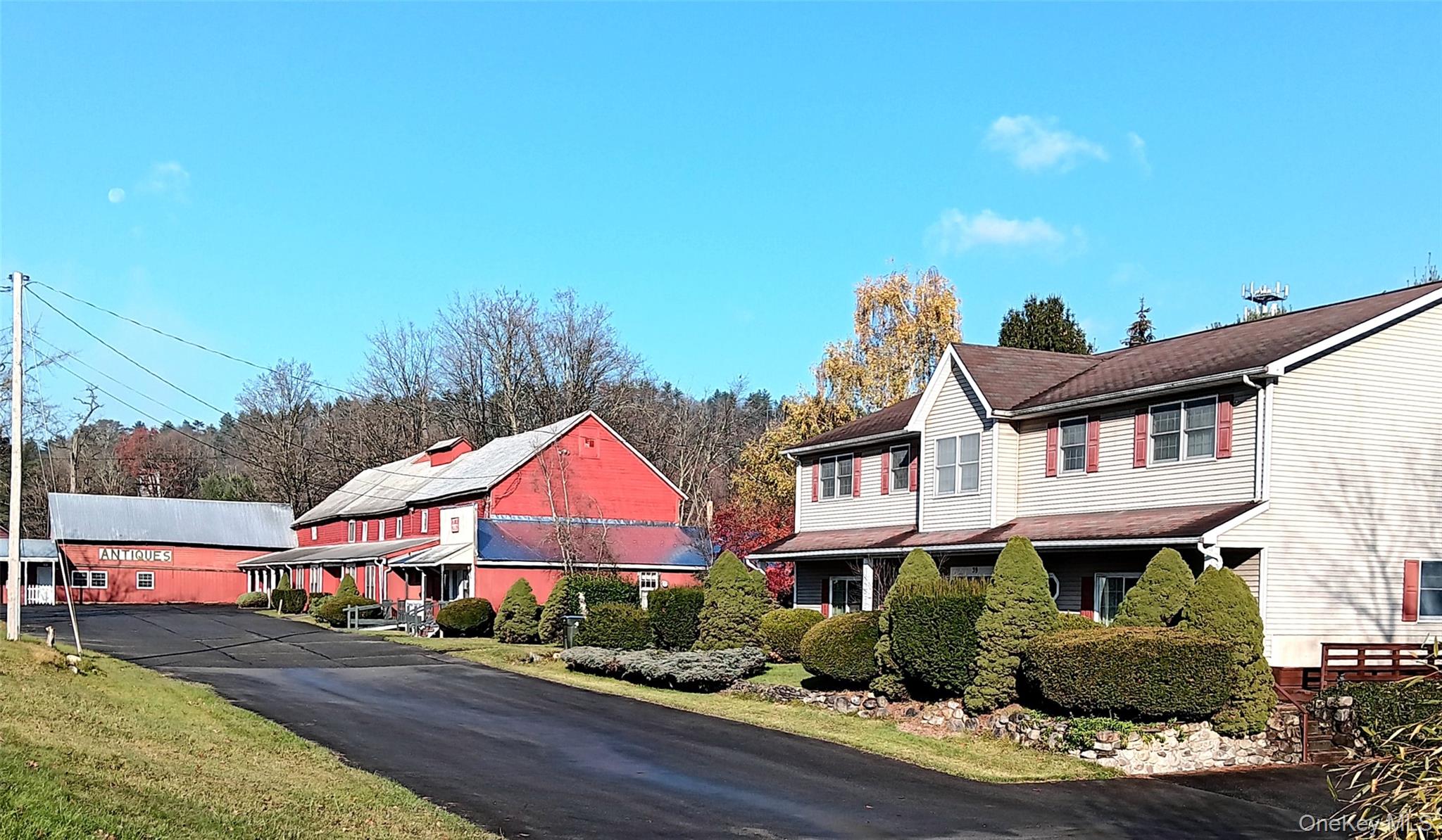 Photo of 39 State Route 211