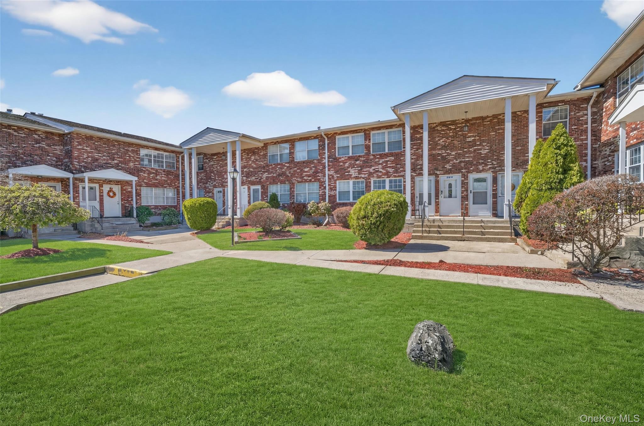 Photo of 276 Temple Hill Road 2414