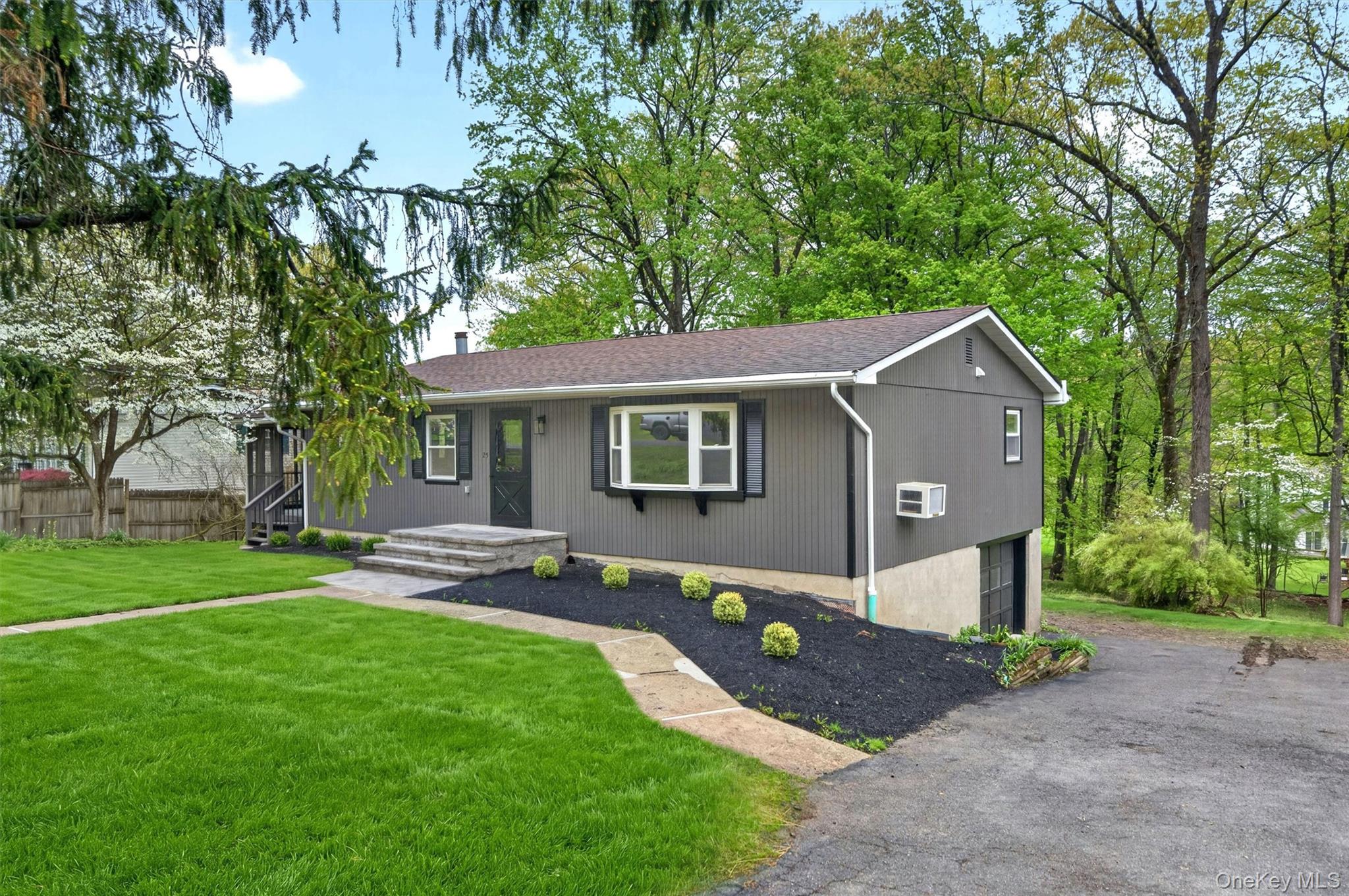 Photo of 25 Kings Drive