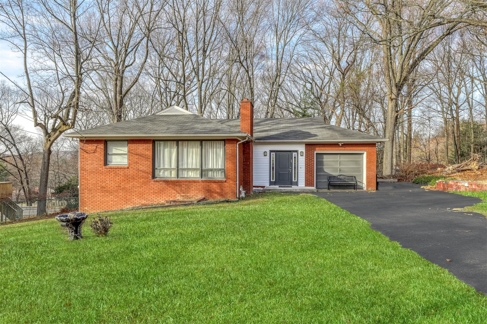 Photo of 12 Woodland Place