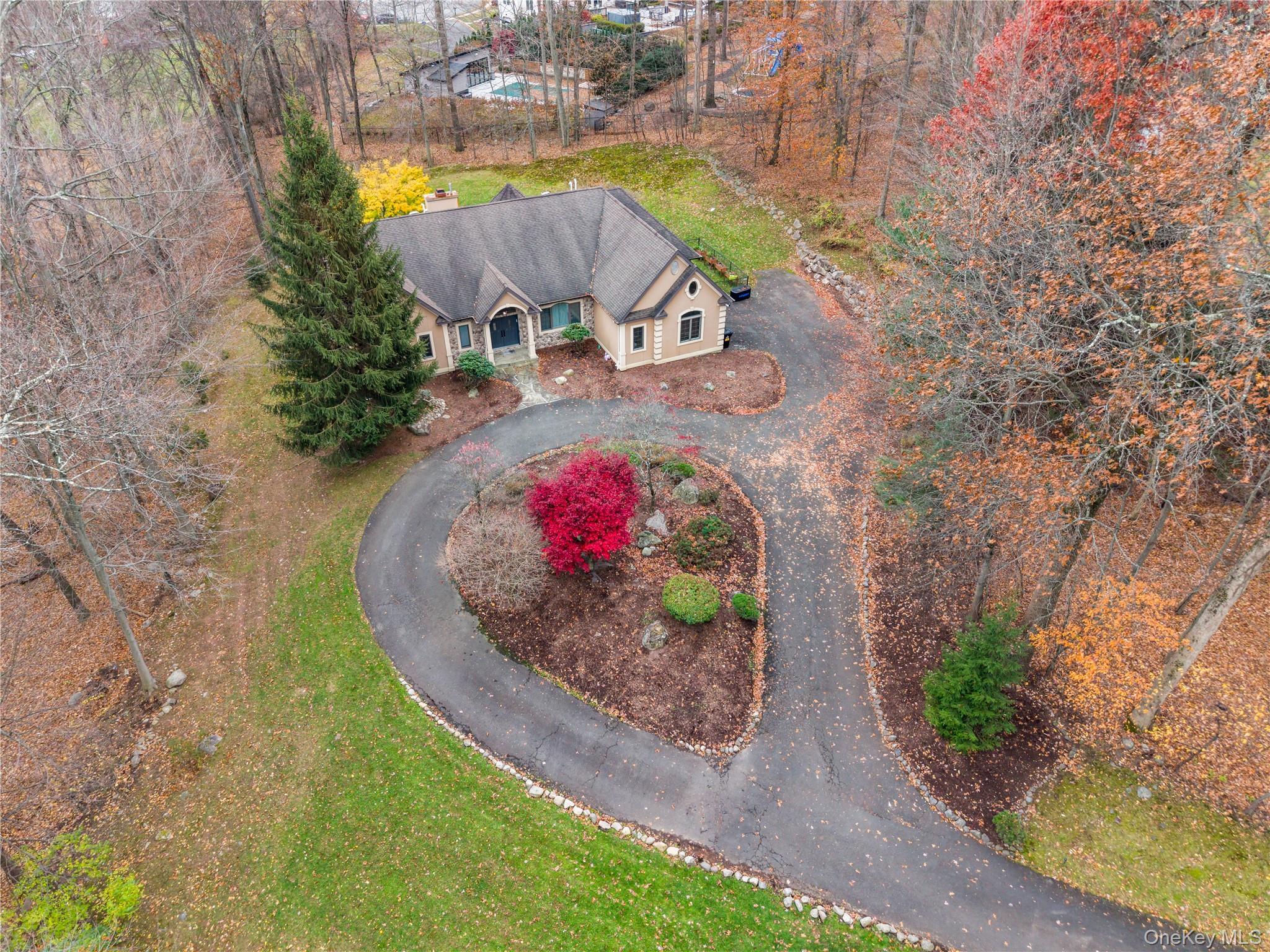 Photo of 16 South De Baun Avenue, Airmont NY