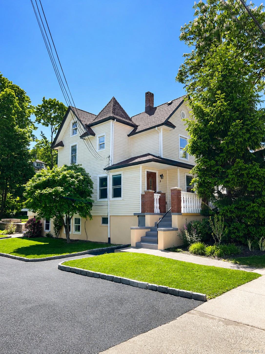 Photo of 3 Ross Avenue