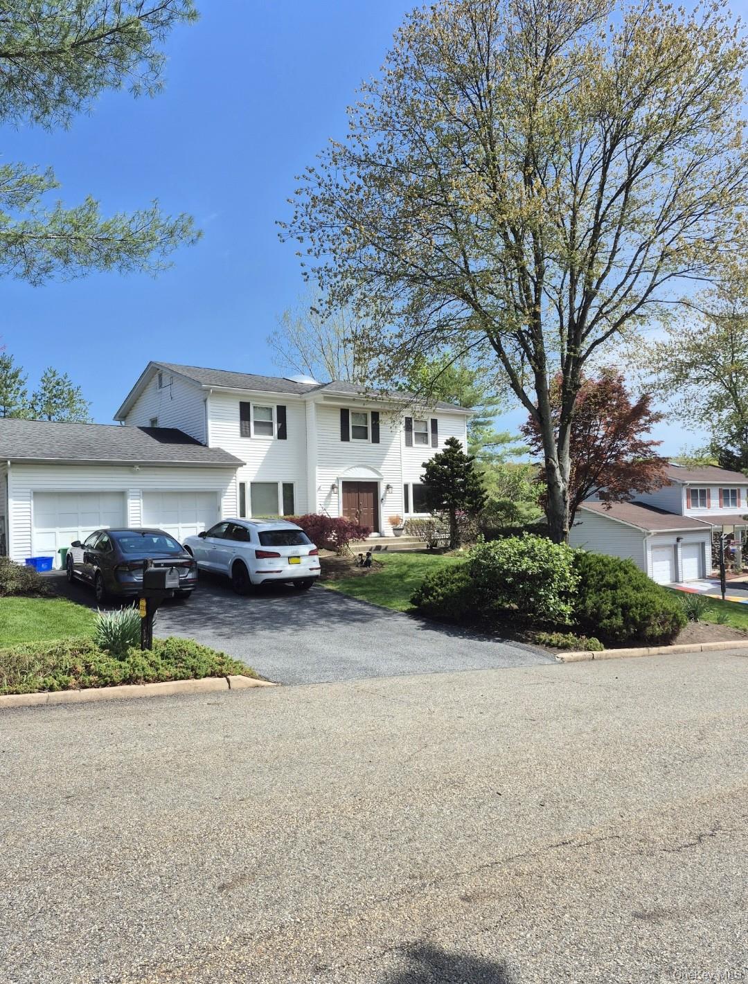 Photo of 14 Bubenko Drive, Garnerville NY
