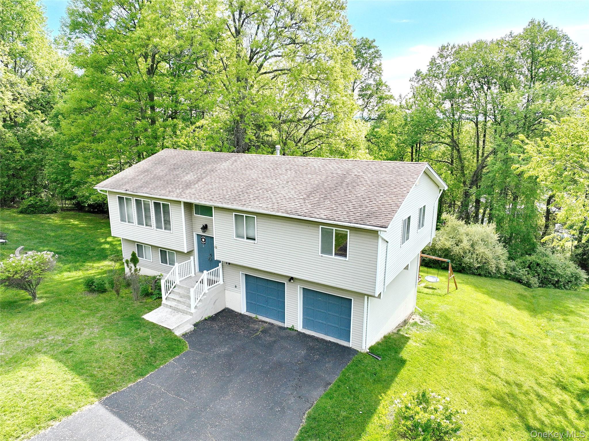 Photo of 4 Schettig Court, Spring Valley NY
