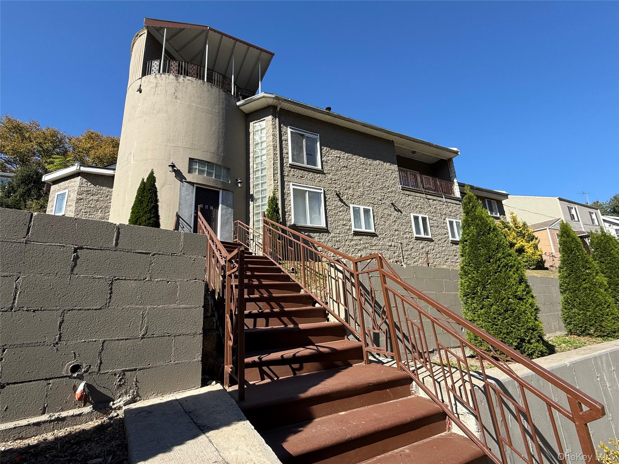 Photo of 260 Hutchinson Boulevard, Mount Vernon NY