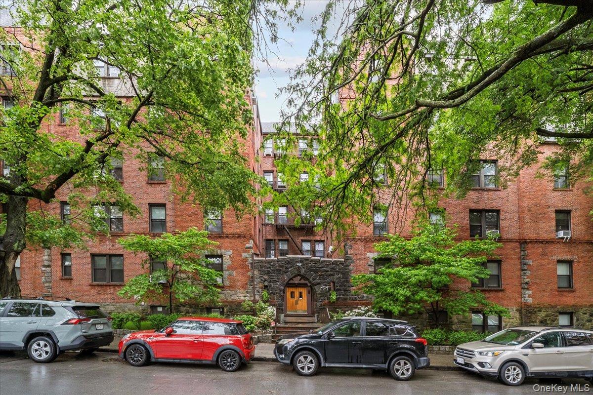 Photo of 20 William Street 4g, Mount Vernon NY
