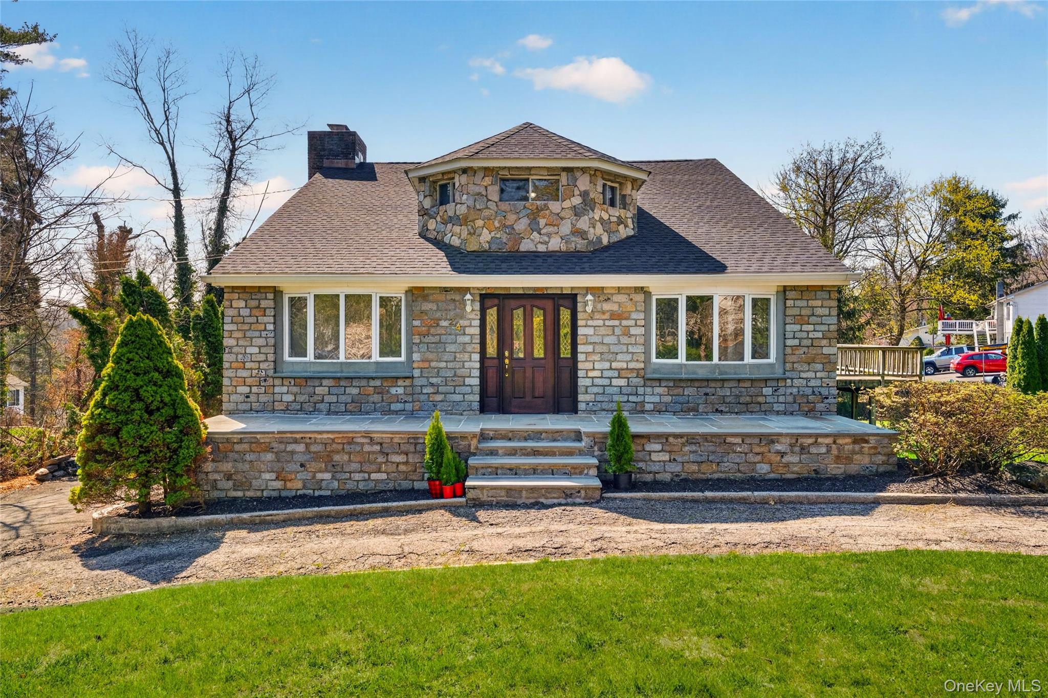 Photo of 24 Old Knollwood Road
