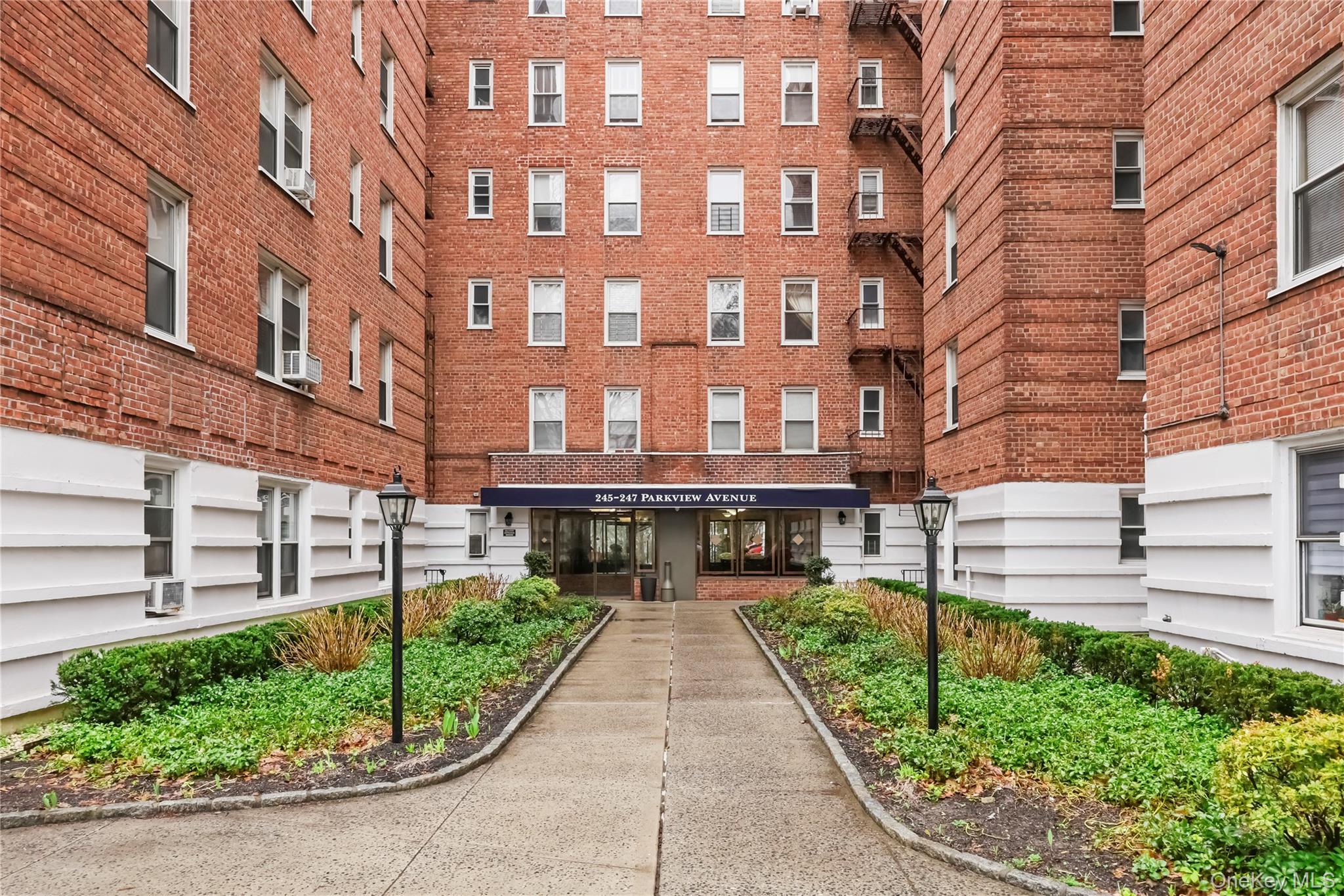 Photo of 247 Parkview Road 5j, Bronxville NY