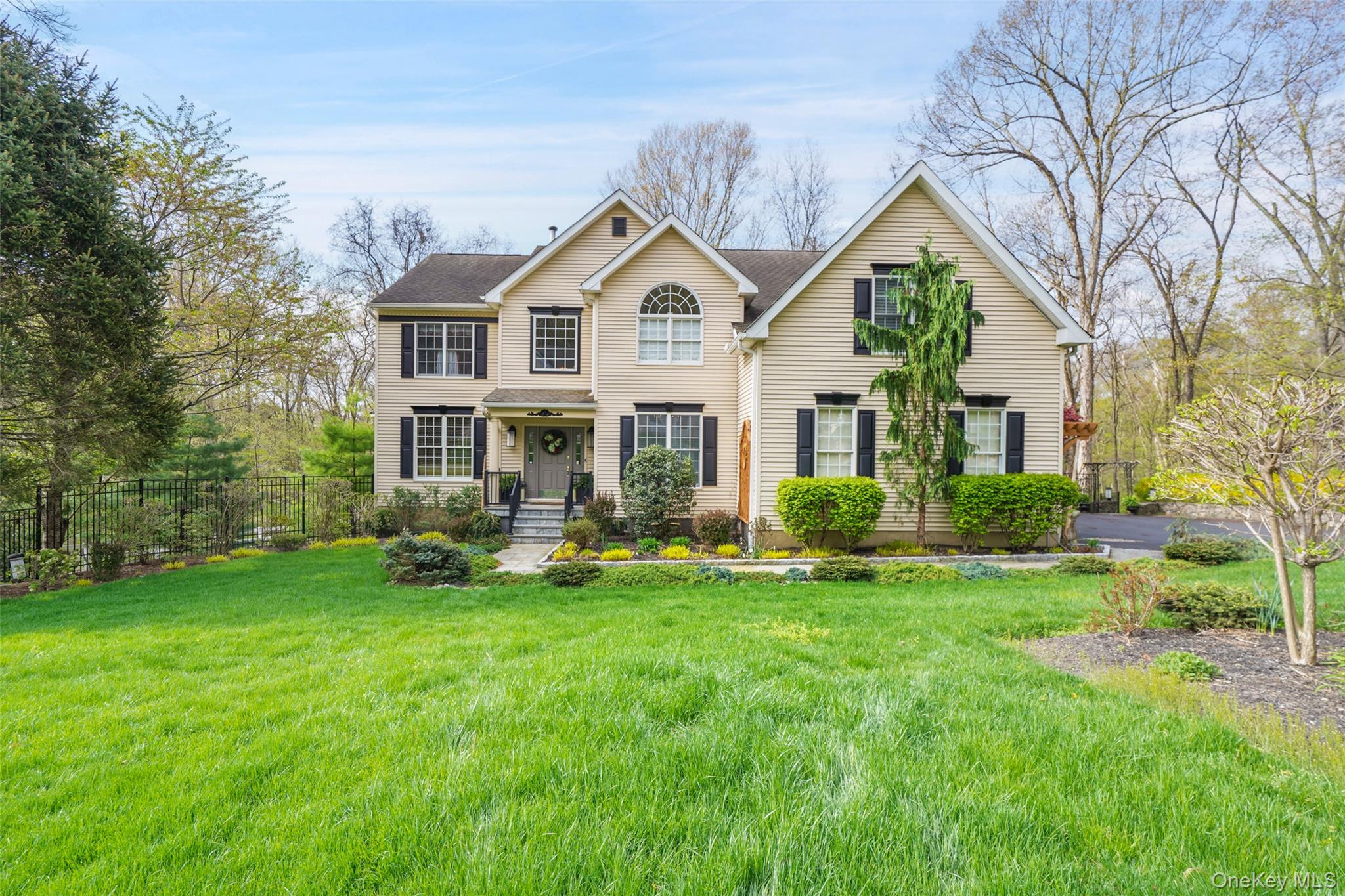 Photo of 61 Hallocks Run, Somers NY