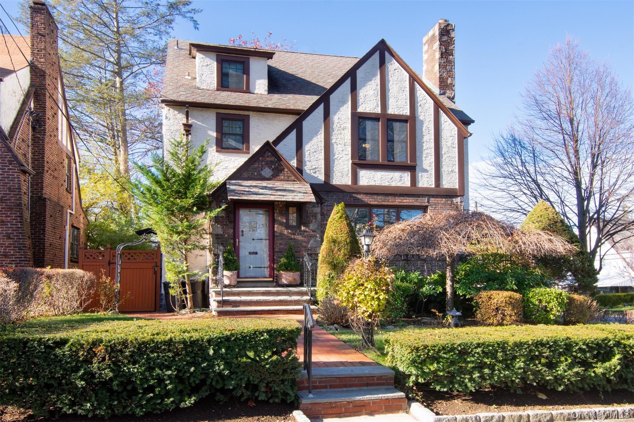 Photo of 233 Kneeland Avenue, Yonkers NY