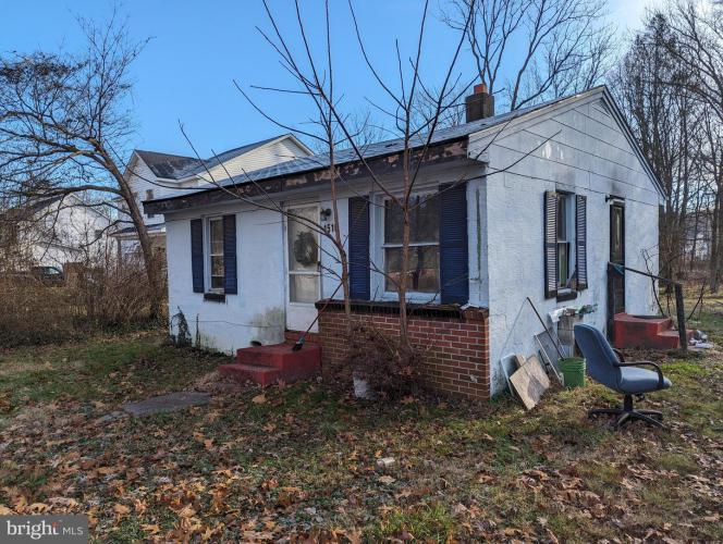 Photo of 1510 College Rd, Dover DE