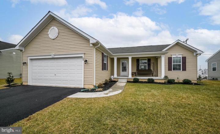 Photo of 89 Climbing Vine Avenue, Smyrna DE