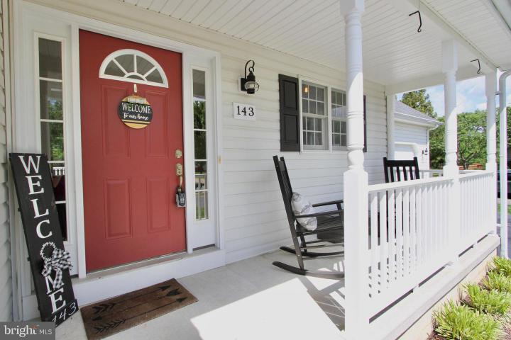 Photo of 143 Wheatleys Farm Drive, Clayton DE