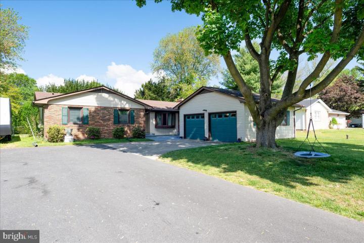 Photo of 44 Meadow Glen Drive, Dover DE