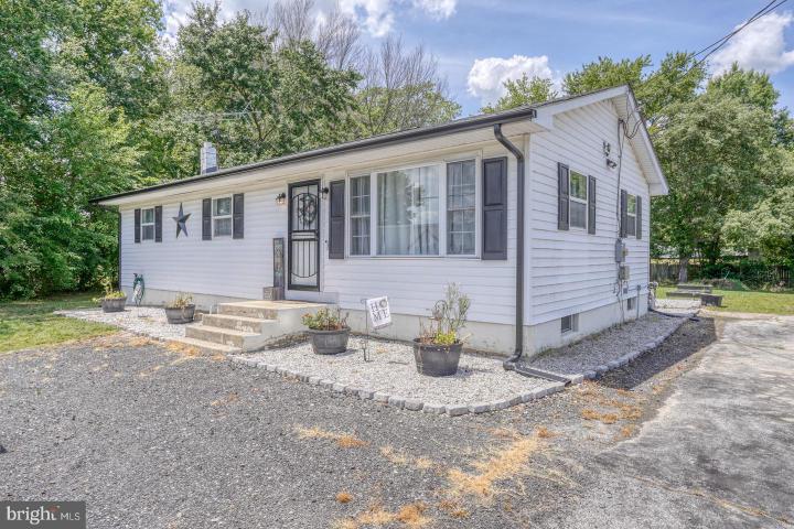 Photo of 907 Chestnut Grove Road, Dover DE