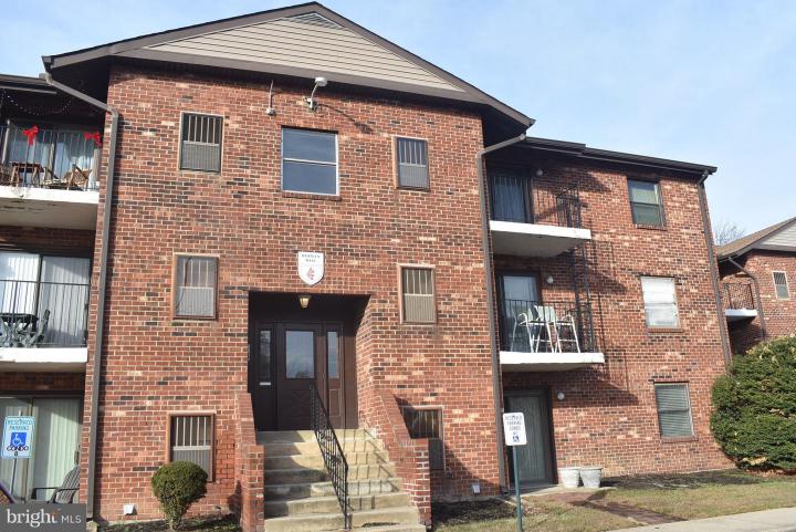 Photo of 8 Berwyn Hall, Dover DE