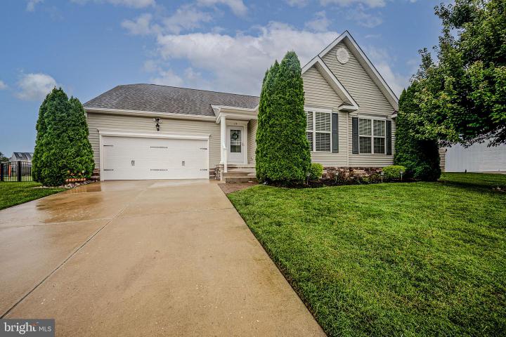 Photo of 15 Live Oak Drive, Smyrna DE