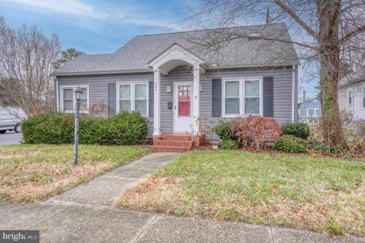 Photo of 304 Second Avenue, Harrington DE