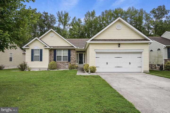 Photo of 121 Hobbyhorse Court, Dover DE