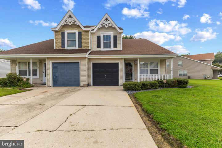 Photo of 30 Heatherfield Way, Dover DE