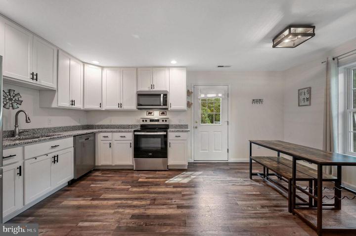 Photo of 1362 W College Road, Dover DE