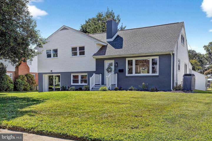 Photo of 910 Monroe Terrace, Dover DE