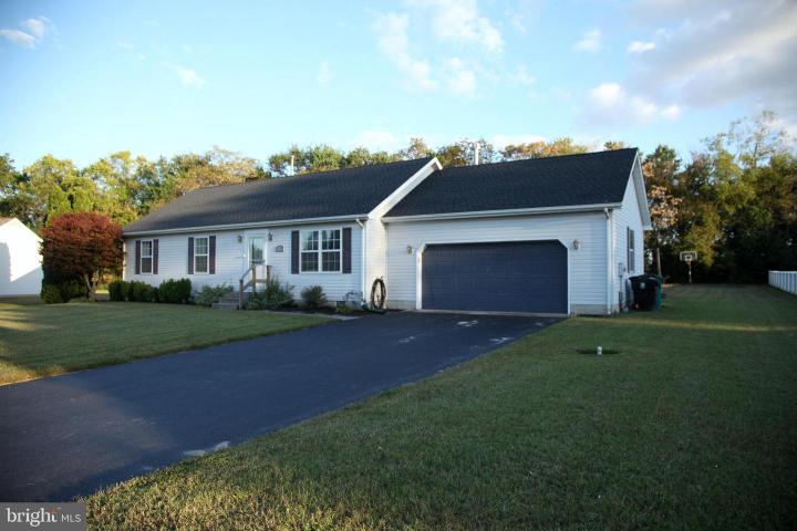 Photo of 175 Oaknoll Avenue, Felton DE