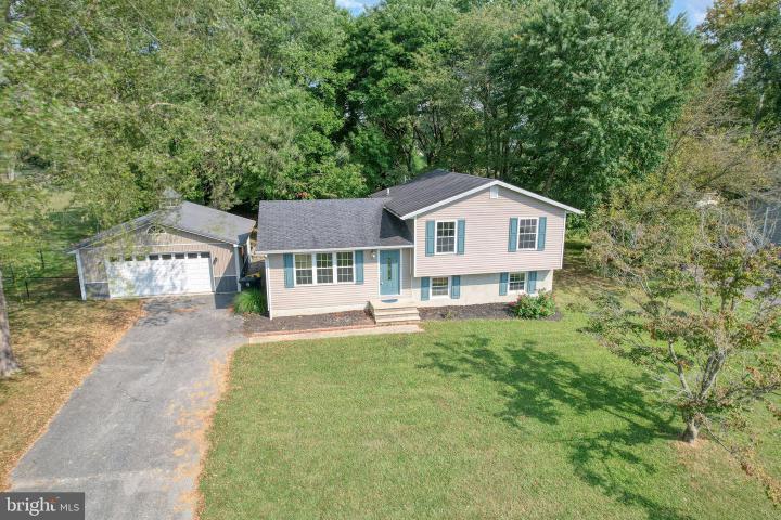 Photo of 44 W Inner Circle, Dover DE