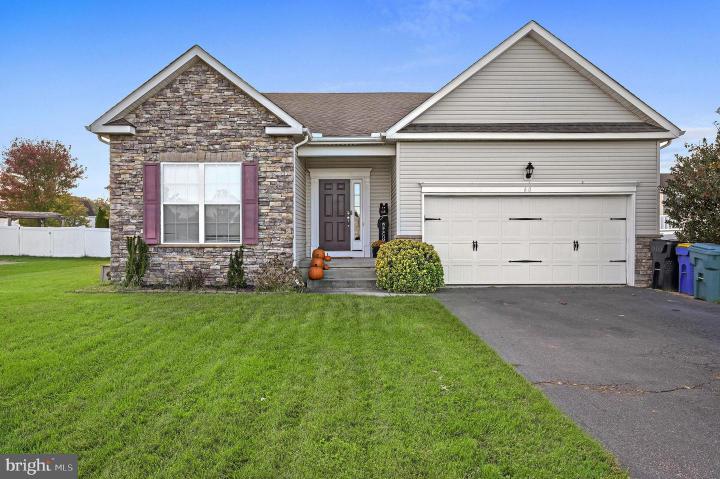 Photo of 60 Mirasol Drive, Felton DE