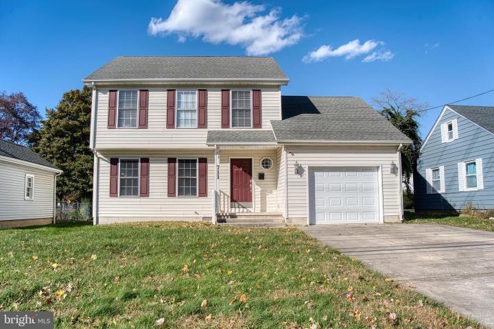 Photo of 711 E Division Street