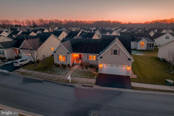 Photo of 213 Nobles Pond Crossing