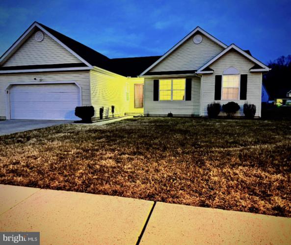 Photo of 40 Anchor Lane, Dover DE