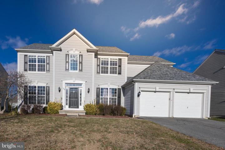 Photo of 196 E Pembrooke Drive