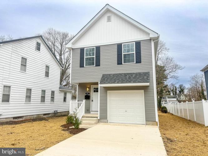 Photo of 24 S Queen Street