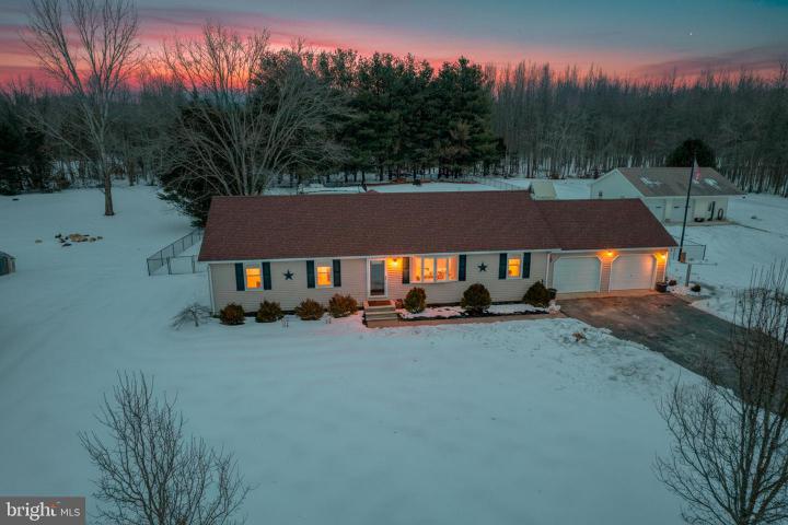 Photo of 1851 Hartly Road, Hartly DE