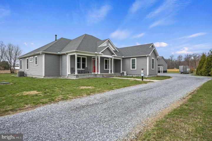 Photo of 321 Blue Heron Road