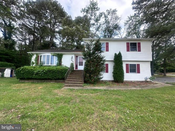 Photo of 2948 Andrews Lake Road