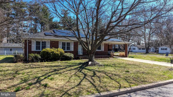 Photo of 123 Pine Street