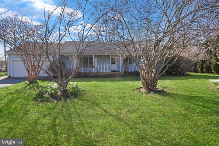 Photo of 39 W Huntington Circle, Dover DE