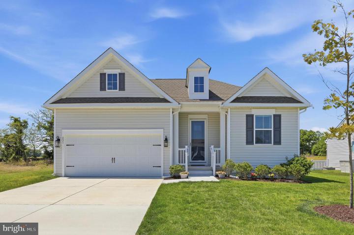 Photo of 895 Buxton Circle