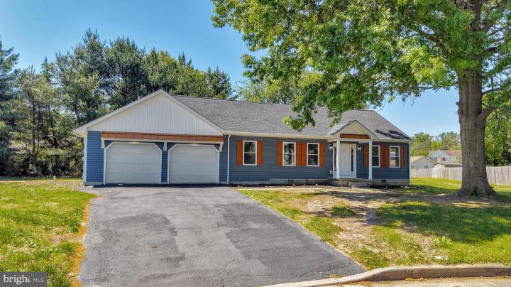 Photo of 10 Newark Circle, Dover DE