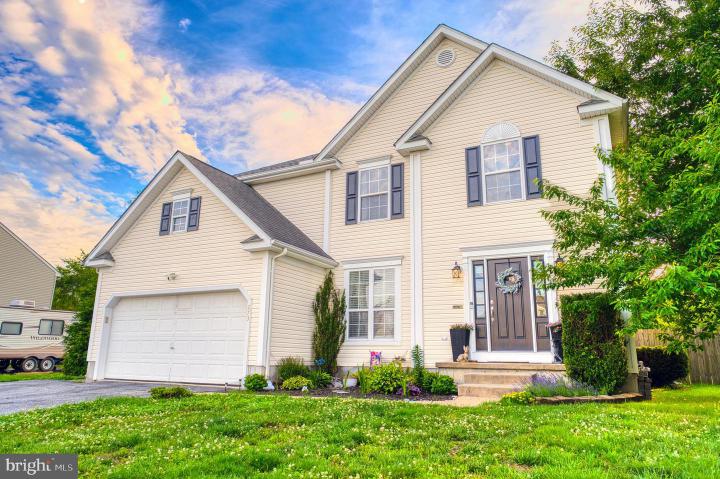Photo of 273 W Darby Circle