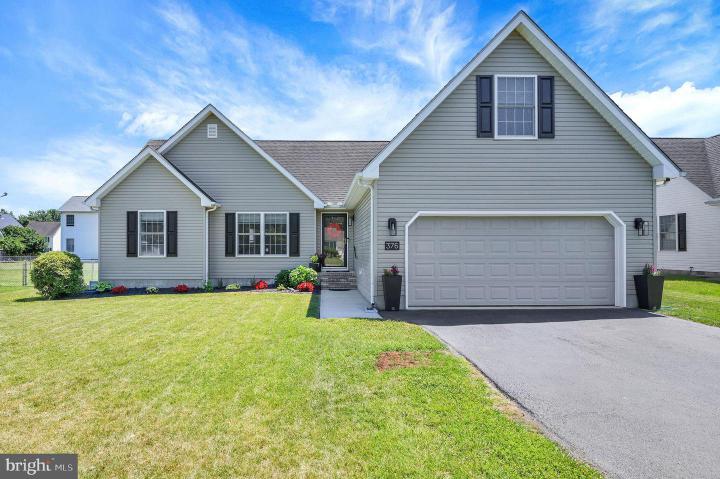 Photo of 376 Mystic Lane