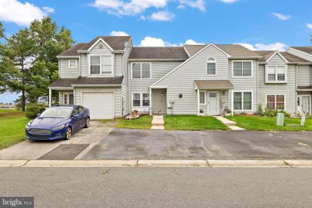 Photo of 12 Stark Court, Newark DE