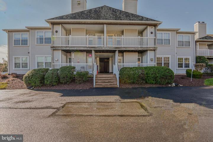 Photo of 1005 Waters Edge Drive, Newark DE