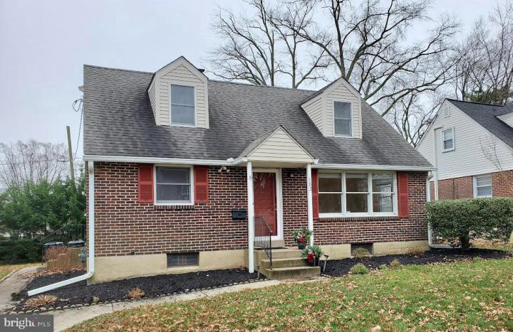 Photo of 102 Waverly Road, Wilmington DE