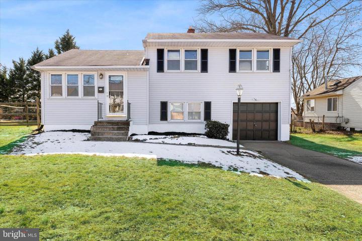 Photo of 1318 Kenwood Road, Wilmington DE