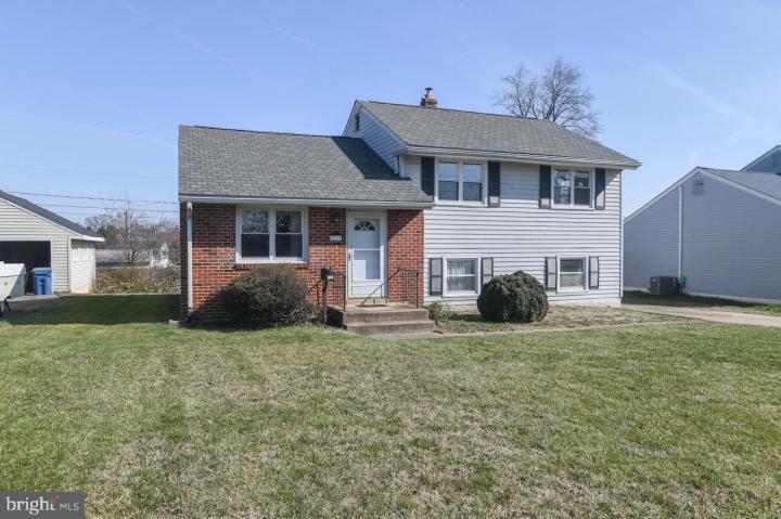 Photo of 123 Middleboro Road, Wilmington DE