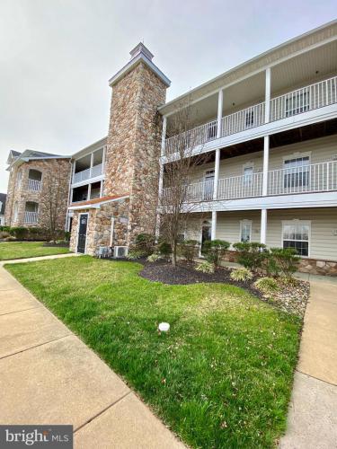 Photo of 101 Colonial Downs Court 1304, Newark DE