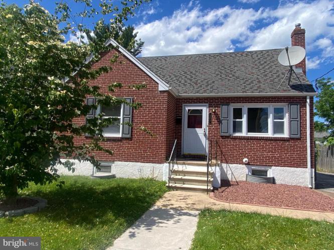 Photo of 121 W Champlain Avenue, Wilmington DE